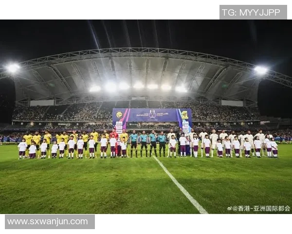 魅力足球巨星：他们如何用球场风采征服全球球迷