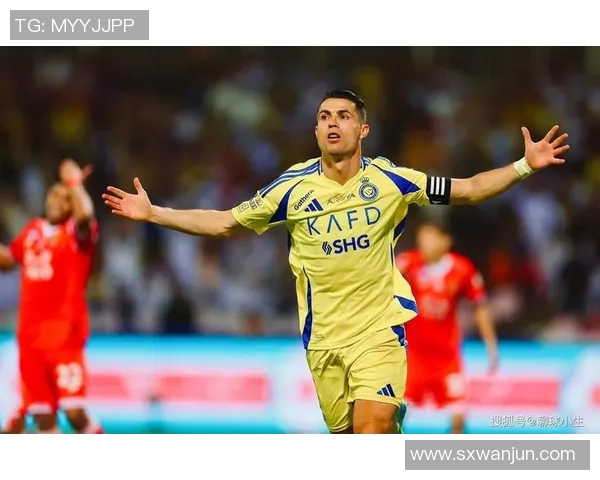 当前全球足坛最受关注的球星是谁他在比赛中的精彩表现吸引了无数球迷的目光